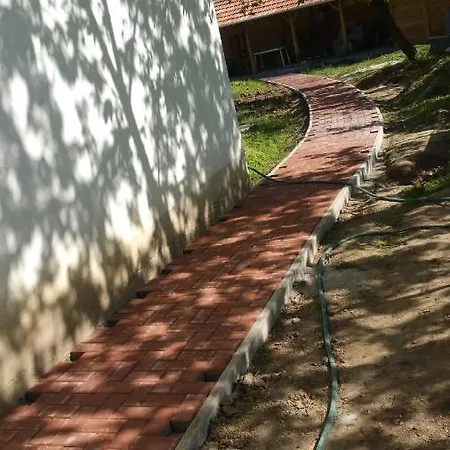 Elo Tisza Vendeghaz Guest house *