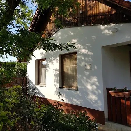 Elo Tisza Vendeghaz Guest house
